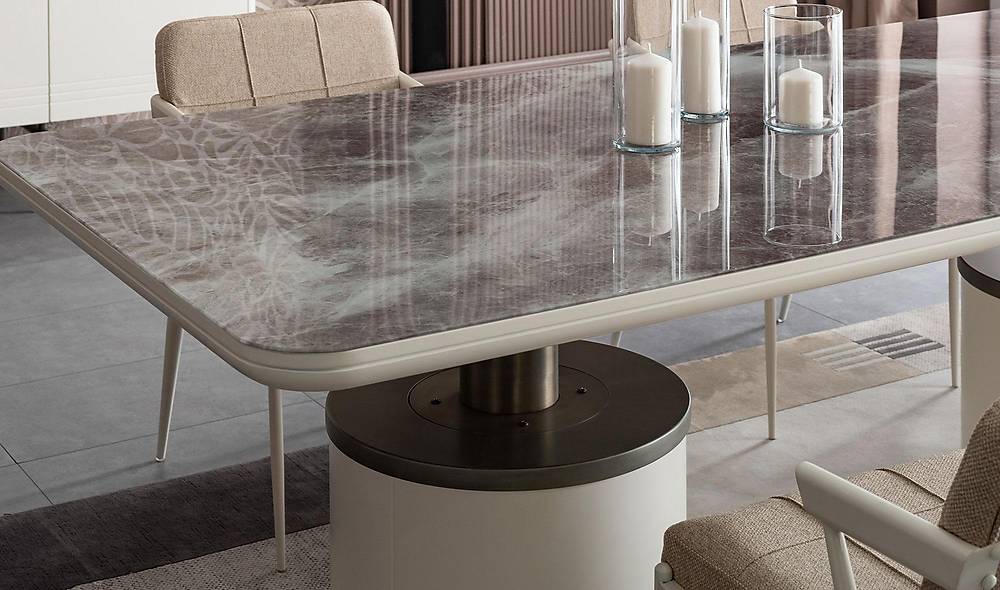 Perla Dining Room
