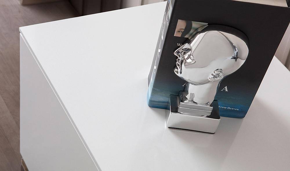 Nexus Tv Stand
