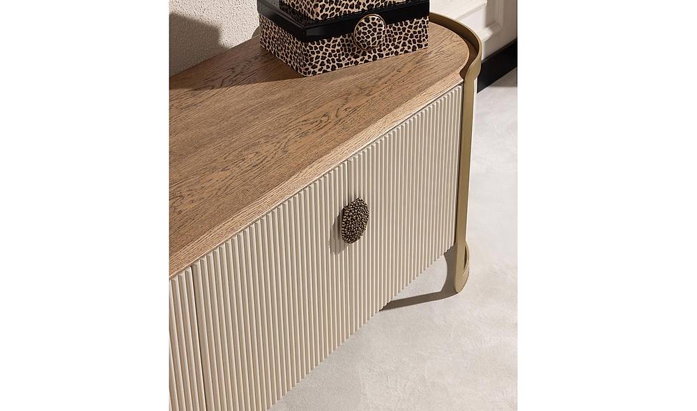 Bernova Tv Stand