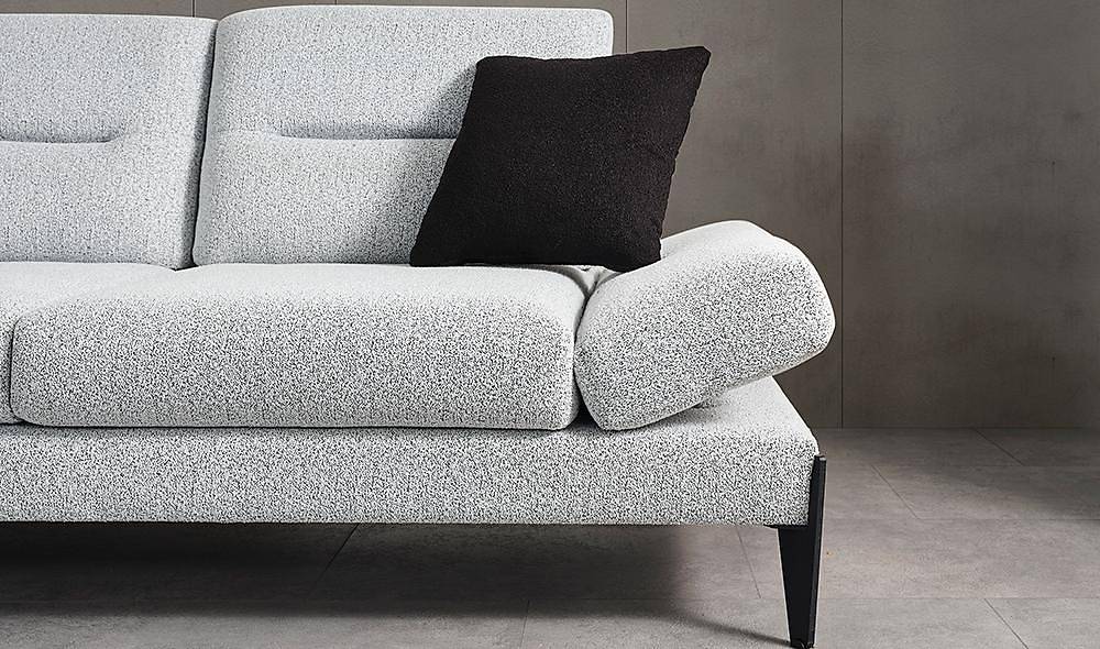Arna Sofa Set