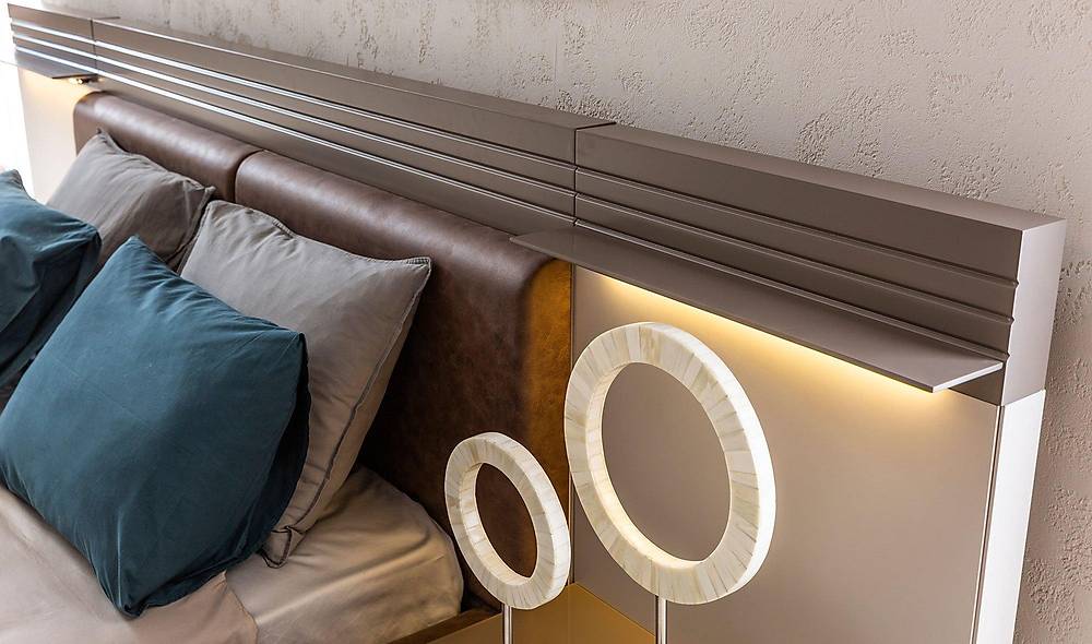 Quantum Bedstead and Headboard