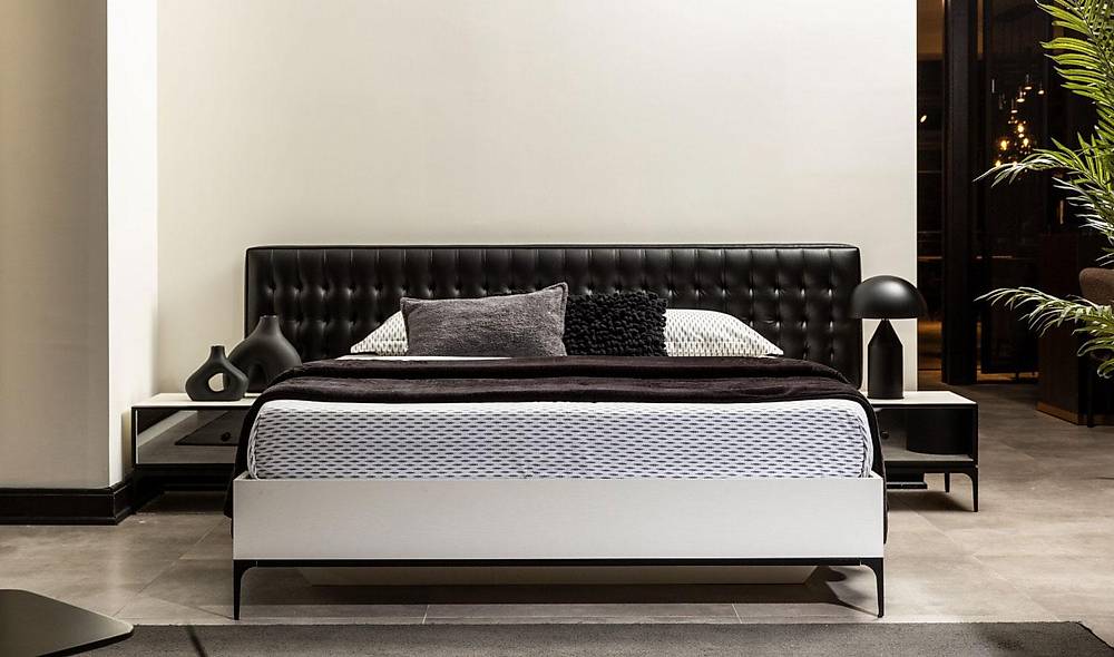 Siesta Bedstead and Headboard - White