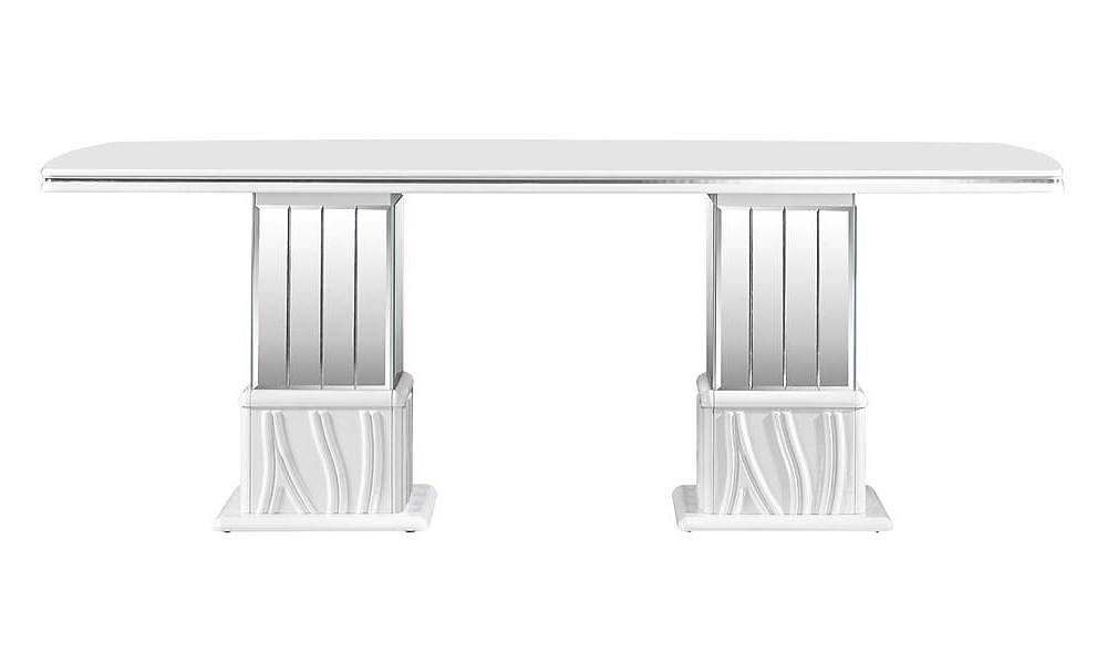 Voga Luxury Dining Room