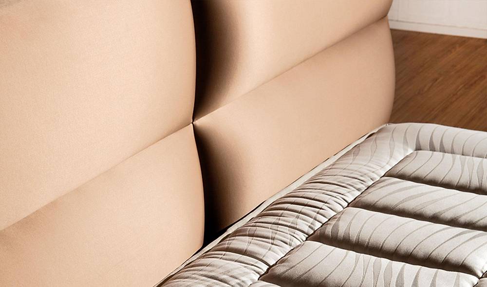 Yatsan Lounge Framed Base + Headboard