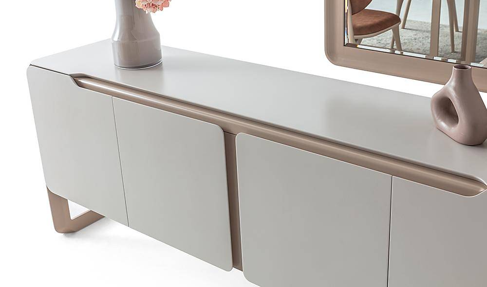 İnnova Console