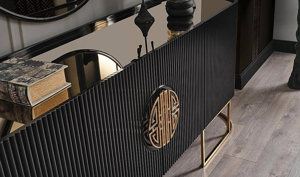 Crown Dining Room - Black - Gold