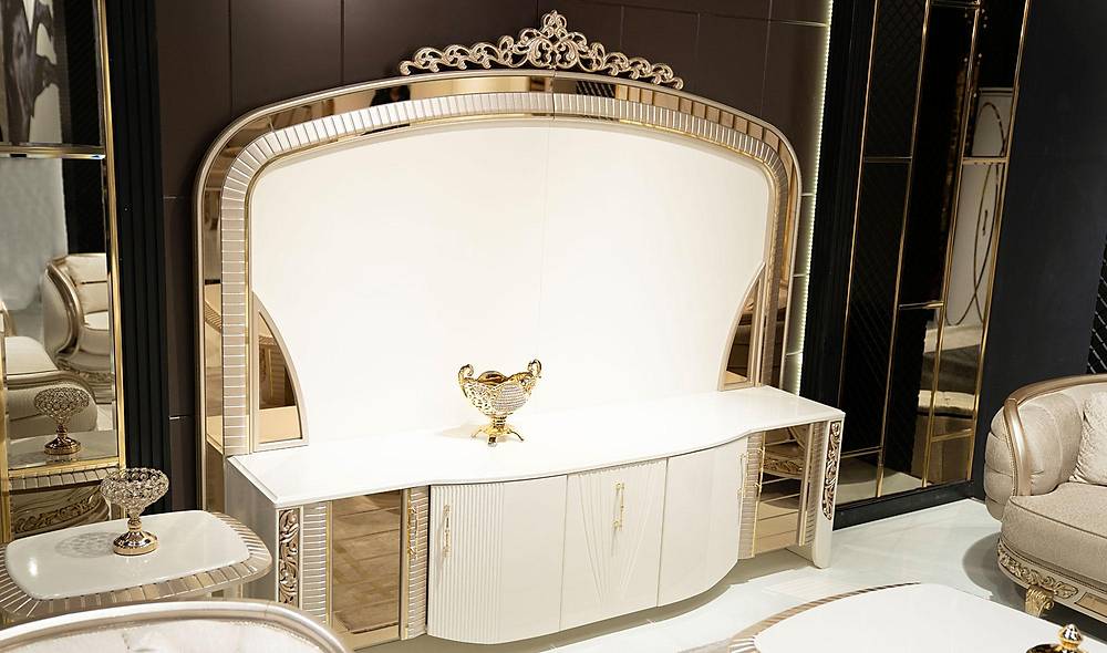 Lady Dining Room