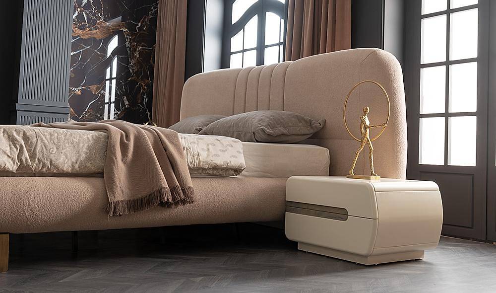 Beymen Bedstead and Headboard