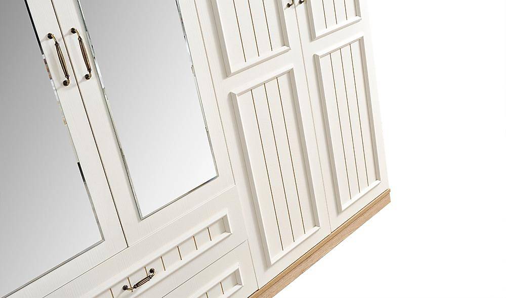Estanze Bedroom with Base