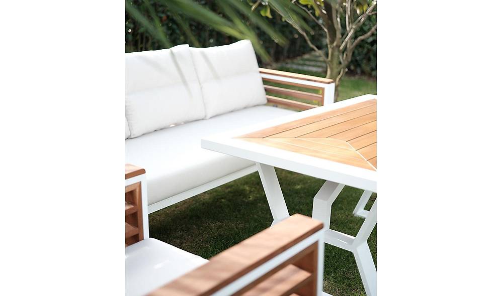 Nandy Garden Sofa Set