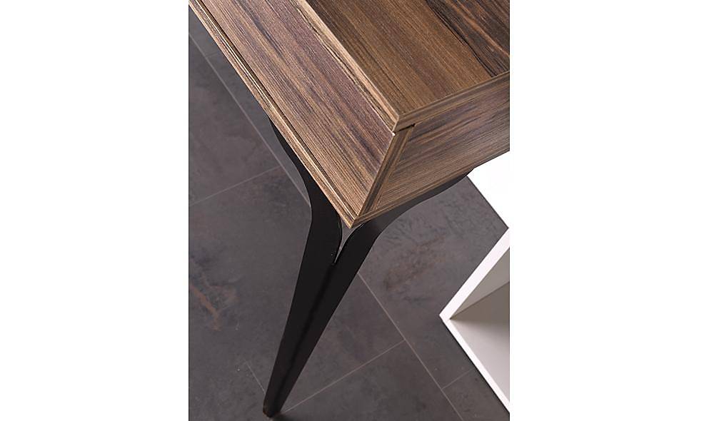 Karia Study Desk