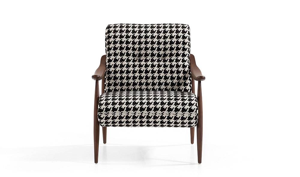Selvare Sofa Set - Brown