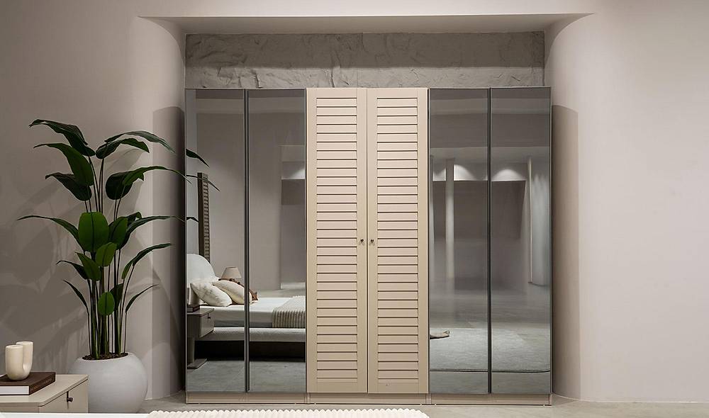 Latte Base Bedroom - 6 Door