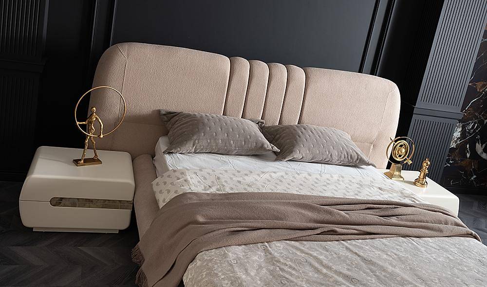Beymen Bedstead and Headboard