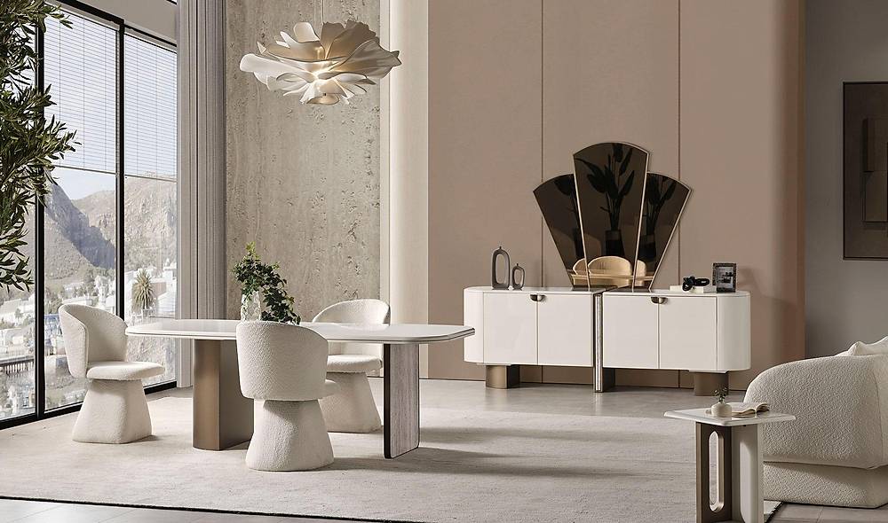 Zeus Dining Room