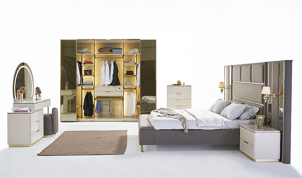 Kbrs Corner Bedroom