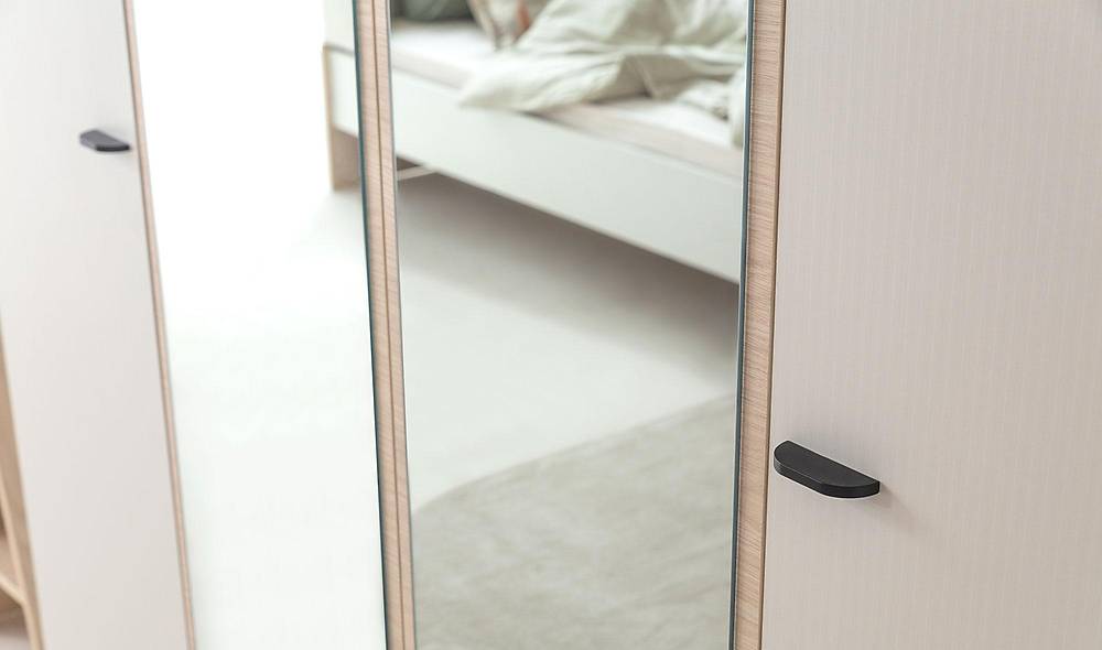 Ester Wardrobe - 4 Door