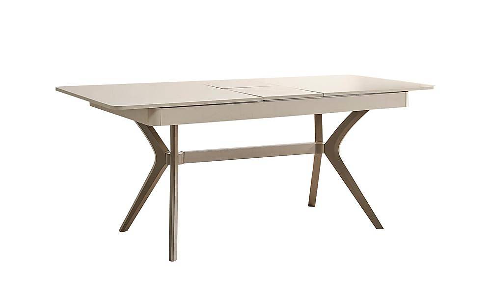 Claria Dining Room