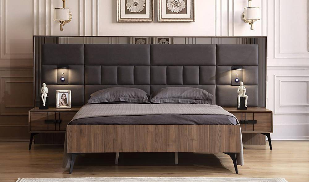 Zeren Bedroom - Walnut