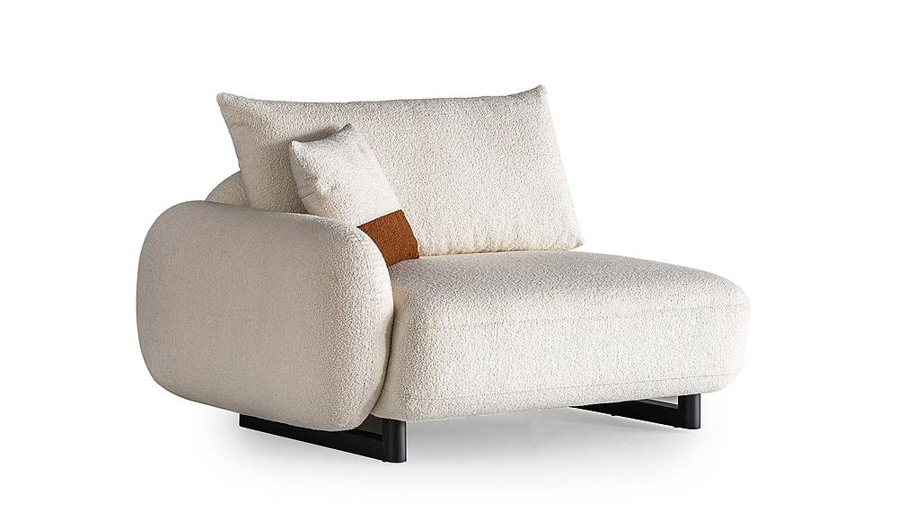 Beatrice Sofa - With Puff