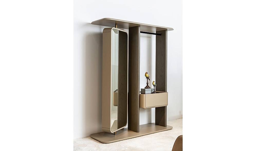 Mavera Mirrored Hanger