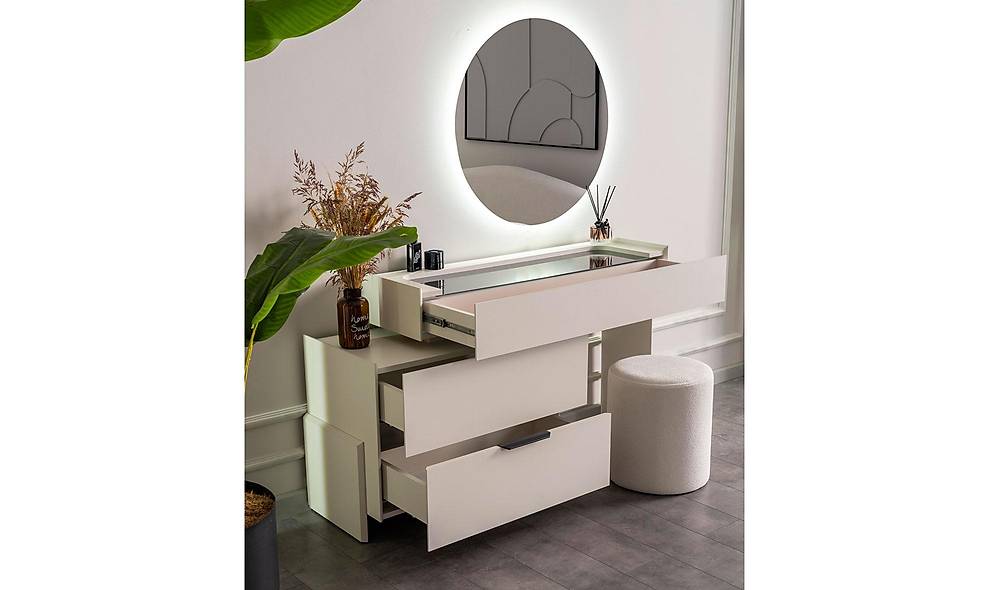 Rigel Bedroom - 6 Door
