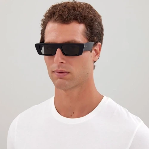 Gucci GG1331S 005 Siyah Gri Kadin Gunes Gozlugu