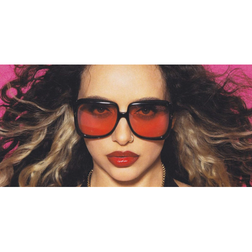 Tom Ford Lorelai TF1156 01E Fotokromik Siyah Kare Kad�n G�ne� G�zl���