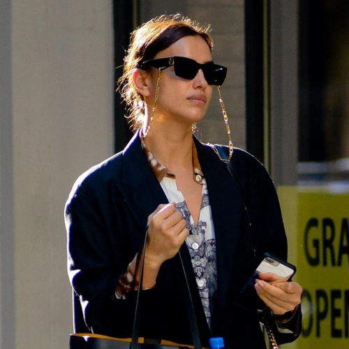 Burberry BE4336 392887 Siyah F�me Kad�n G�ne� G�zl���