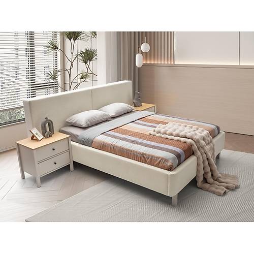 Mona l Beji Yatak Odas