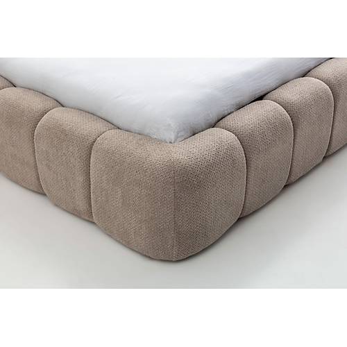 Curvy-BMN Yatak Odas