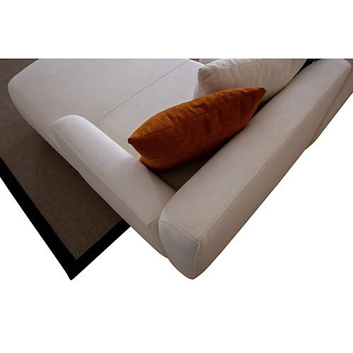 Larvotto-YKM Ke Koltuk