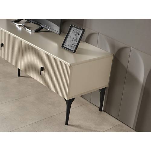 Arya-NU Tv �nitesi