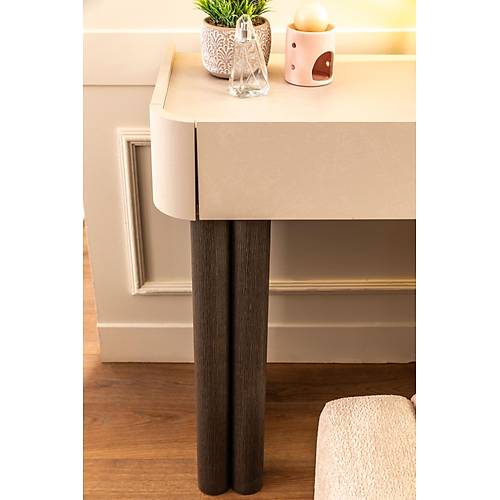 Lorena-BES Yatak Odas