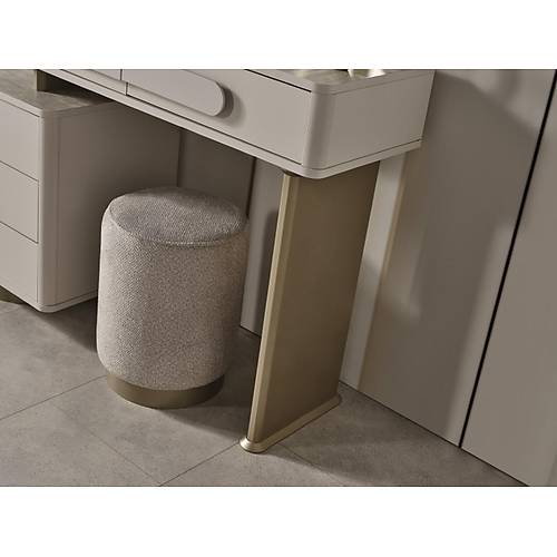 Louvre-AYV Yatak Odas