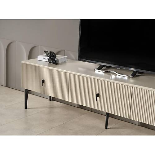 Arya-NU Tv �nitesi