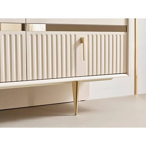 Yvonne-ON Tv �nitesi