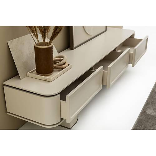 Soho-ARE Tv �nitesi