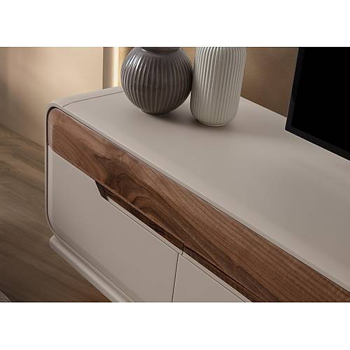 Diamanti-�NS Tv �nitesi