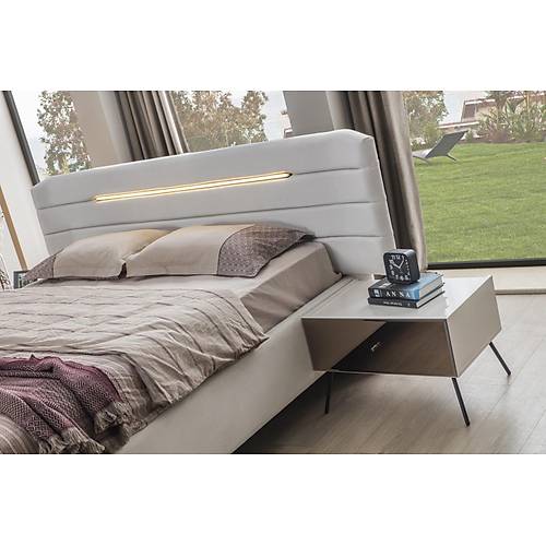 Beyonce Ayta��-EYF Yatak Odas�