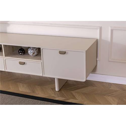 Engrande-ALD� Tv �nitesi