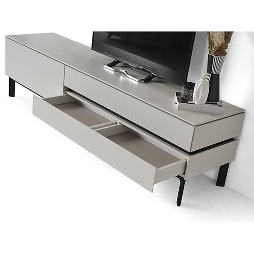 Ashley-RXX Tv nitesi