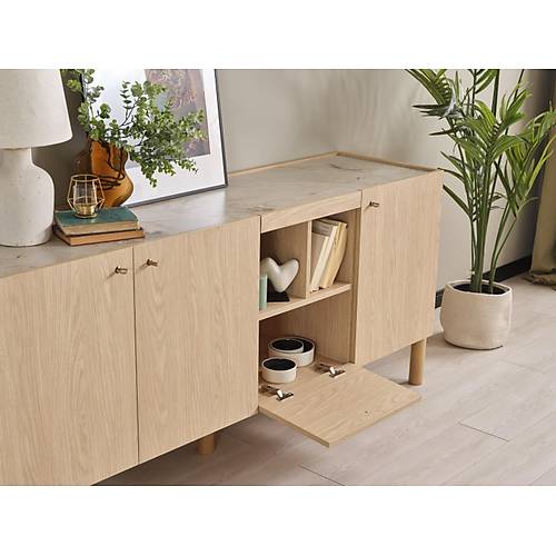 Ngusto-EV�S Yemek Odas�