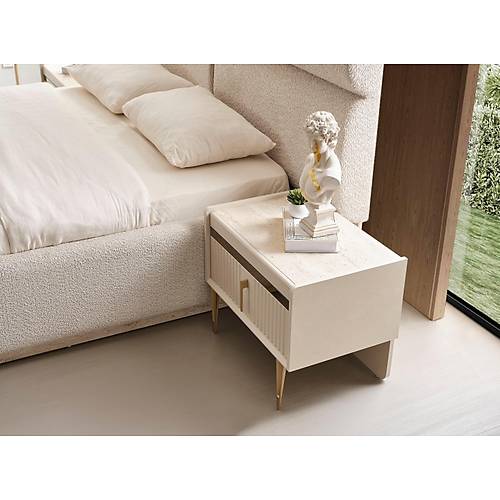 Yvonne-ON Yatak Odas�