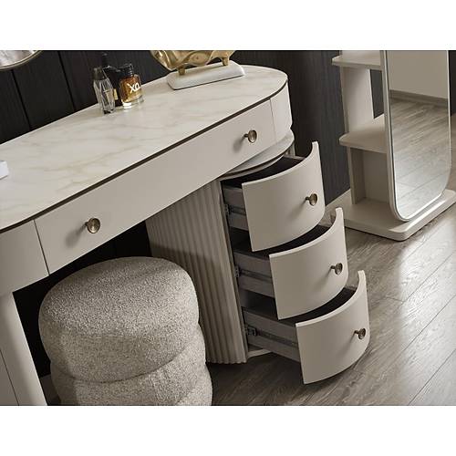 Wizzen-BEE Yatak Odas�