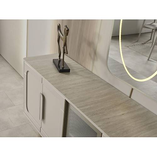 Louvre-AYV Yemek Odas�