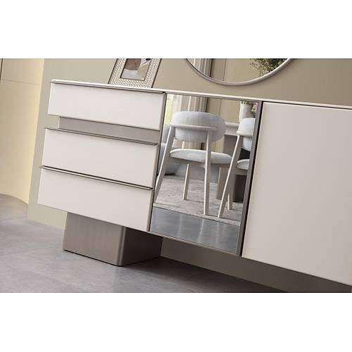 Zen-B�R Yemek Odas�