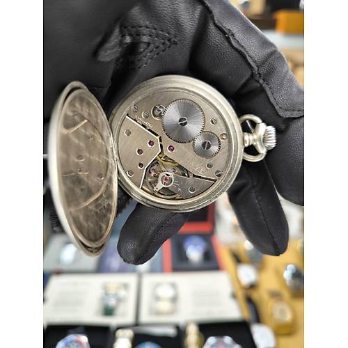 KRALINA SWISS MADE CEP SAAT� VINTAGE