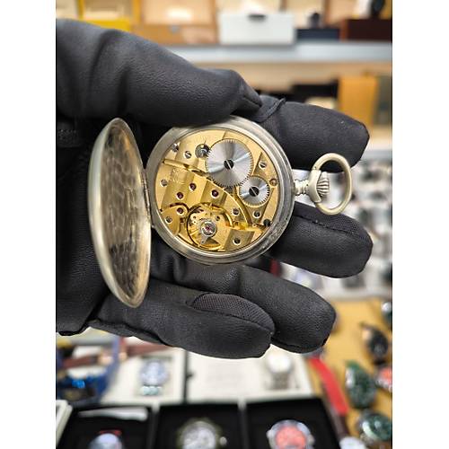 REVUE PRECISION 17 RUBIS CEP SAAT VINTAGE