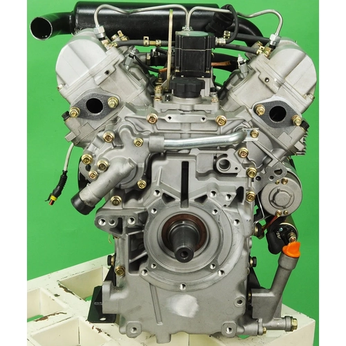 GoldMoto GM2V80EG 18 HP Tek Silindir Su So�utmal� Mar�l� Dizel Motor 3600dd